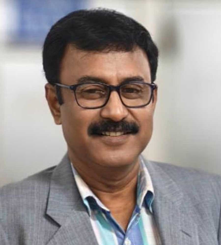 Dr. Debangshu Bhakat